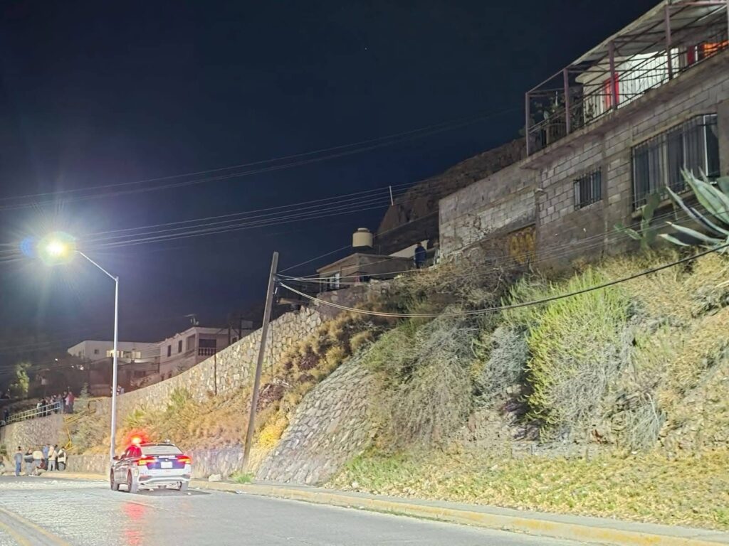 img_5265-1024x768 Trágica caída de pickup desde el Cerro Coronel deja un muerto y un herido