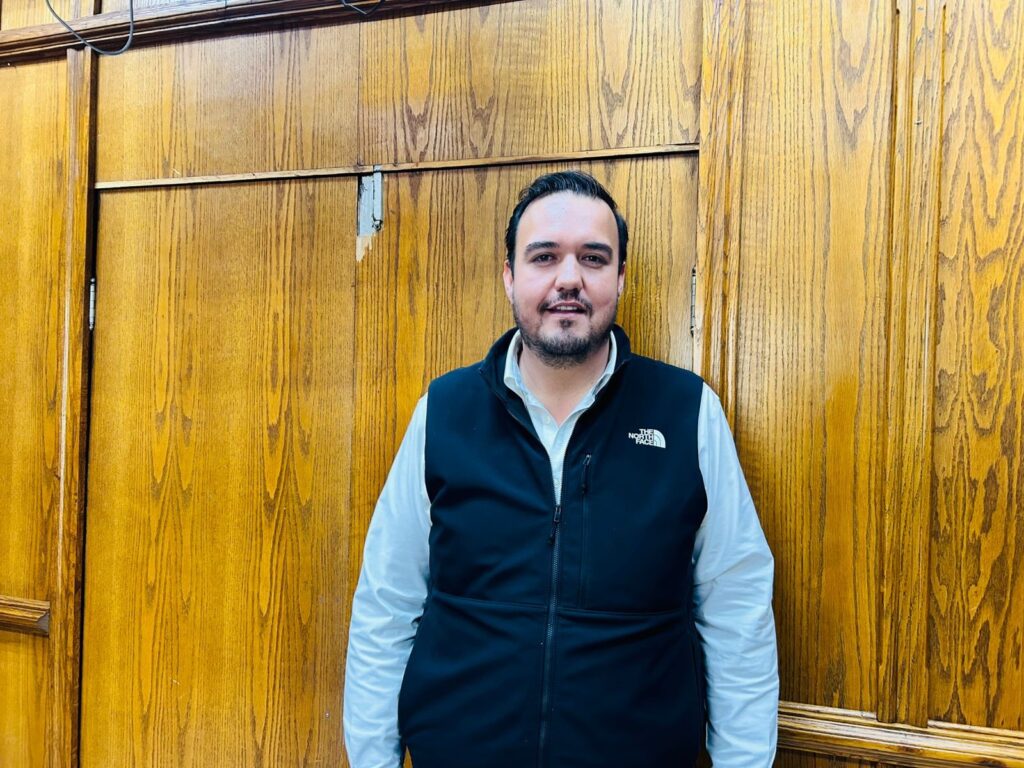 2e95761d-7eef-460a-b9db-65672504a32b-1024x768 Alcalde de Camargo destaca ahorro millonario por sistema de luminarias&nbsp;