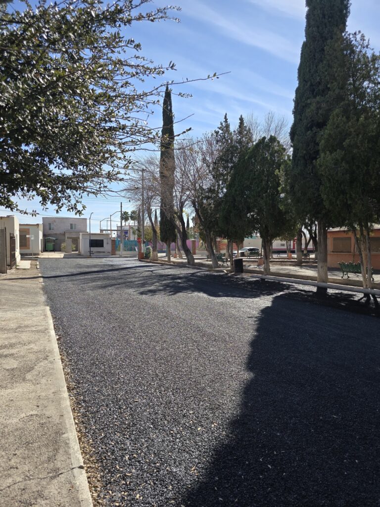 d72d8d51-b2bc-4a50-b209-4d5f4531029c-768x1024 Concluyen trabajos con aplicación de sello negro en la cabecera municipal y tramo San Rafael–San Esteban