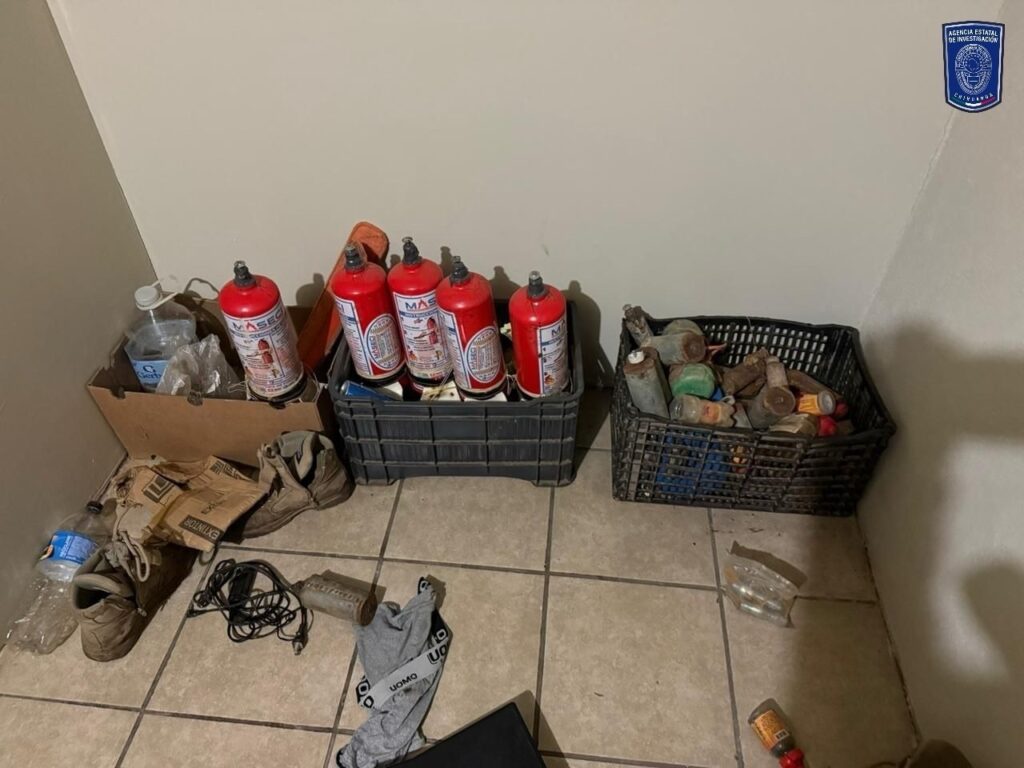 85a16582-89fc-40cb-ac2b-9a33264cc407-1024x768 Detenido con armas, droga y explosivos durante cateo en Madera