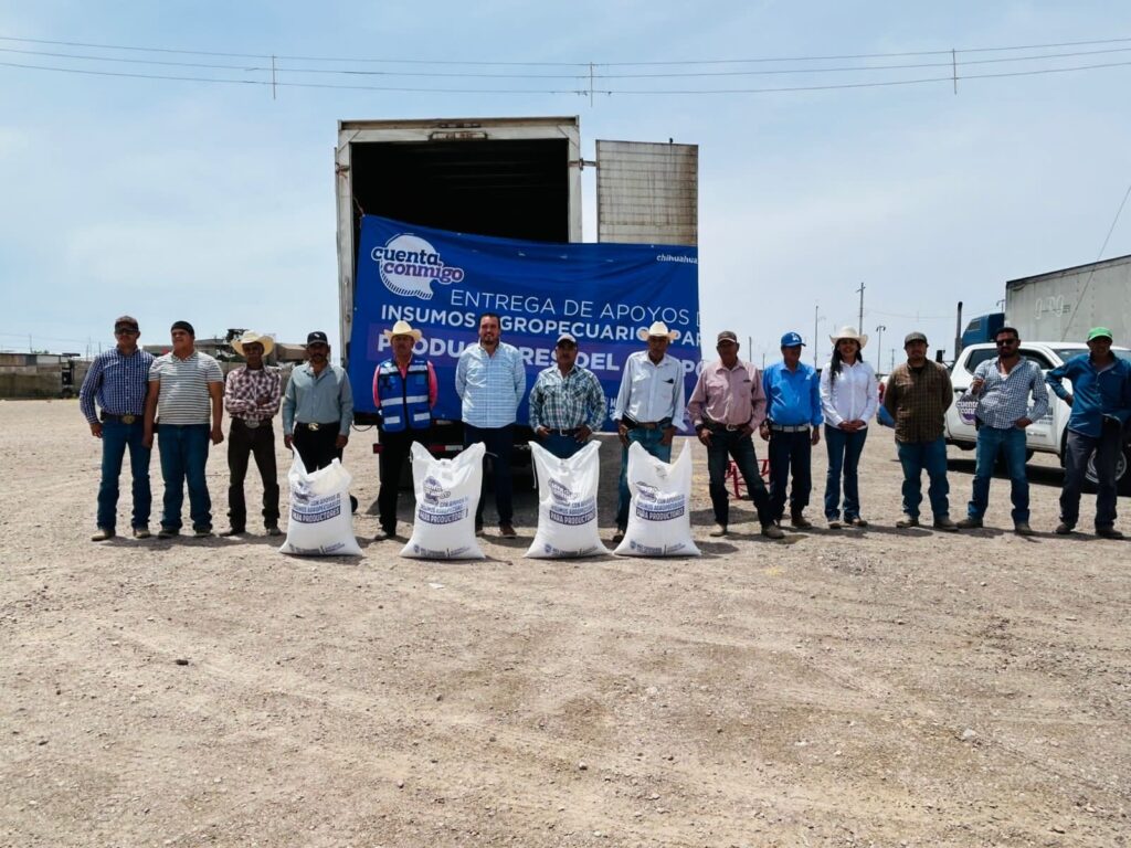 05b944e8-31d4-4cf9-94c1-9715b38fec0d-1024x768 Entregan maíz rolado a productores ganaderos de Camargo