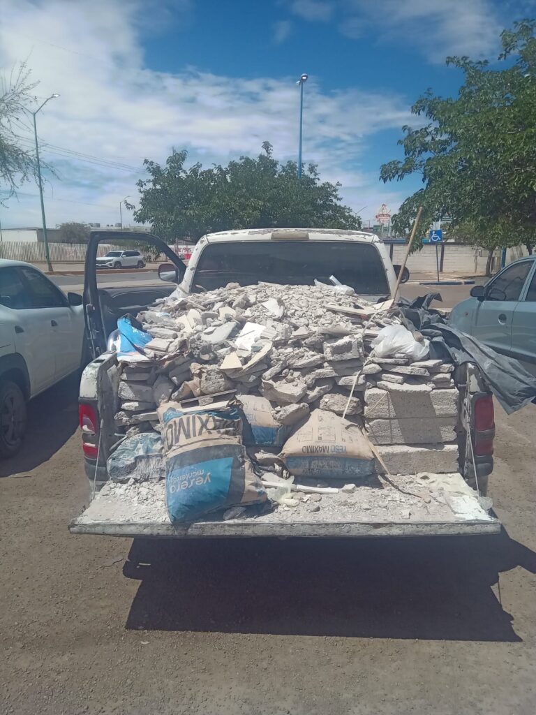 395ff979-18ed-4f59-aa6e-2961ff9caeec-768x1024 Detienen a hombre por intentar tirar escombro en terreno de la mancha urbana