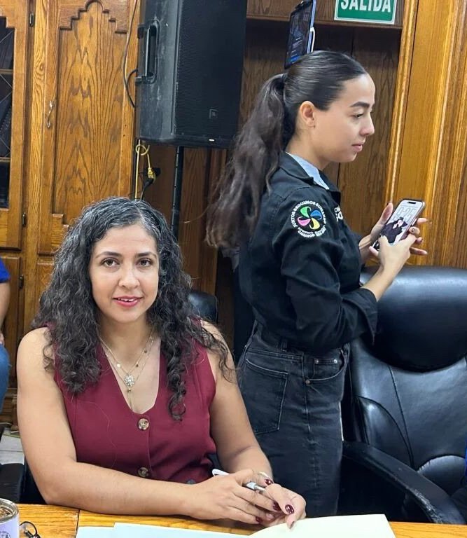 image Morena señala pendientes en vialidades, obras y servicio médico durante Segundo Informe de Jorge Aldana